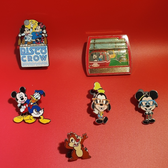 Disney Character Pin Set - Picture 3 of 3
